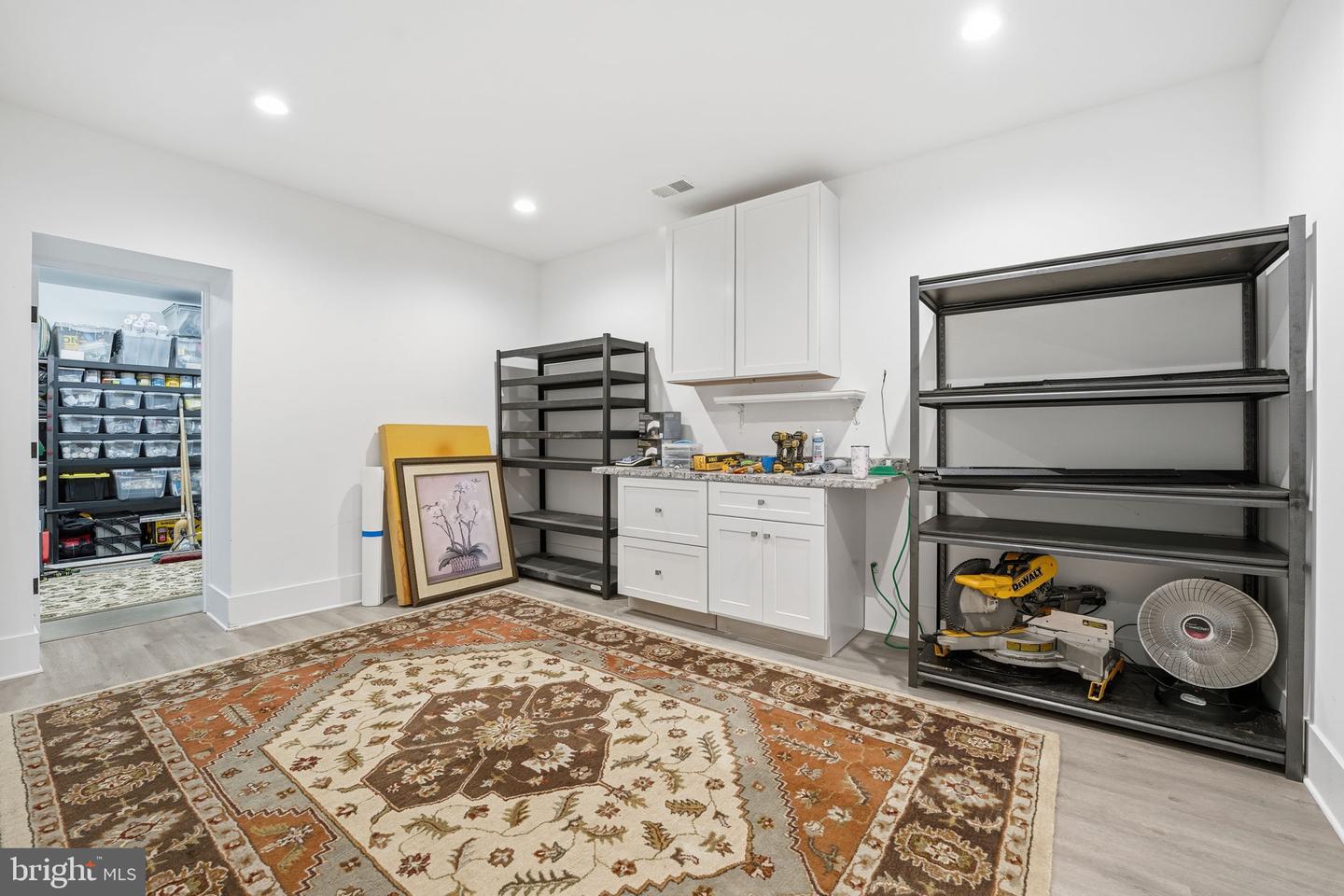 311 ALBRECHT CIR SW, VIENNA, Virginia 22180, 6 Bedrooms Bedrooms, ,5 BathroomsBathrooms,Residential,For sale,311 ALBRECHT CIR SW,VAFX2284252 MLS # VAFX2284252