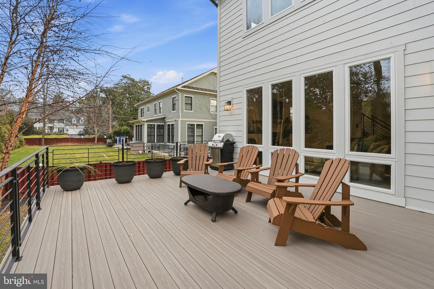 311 ALBRECHT CIR SW, VIENNA, Virginia 22180, 6 Bedrooms Bedrooms, ,5 BathroomsBathrooms,Residential,For sale,311 ALBRECHT CIR SW,VAFX2284252 MLS # VAFX2284252