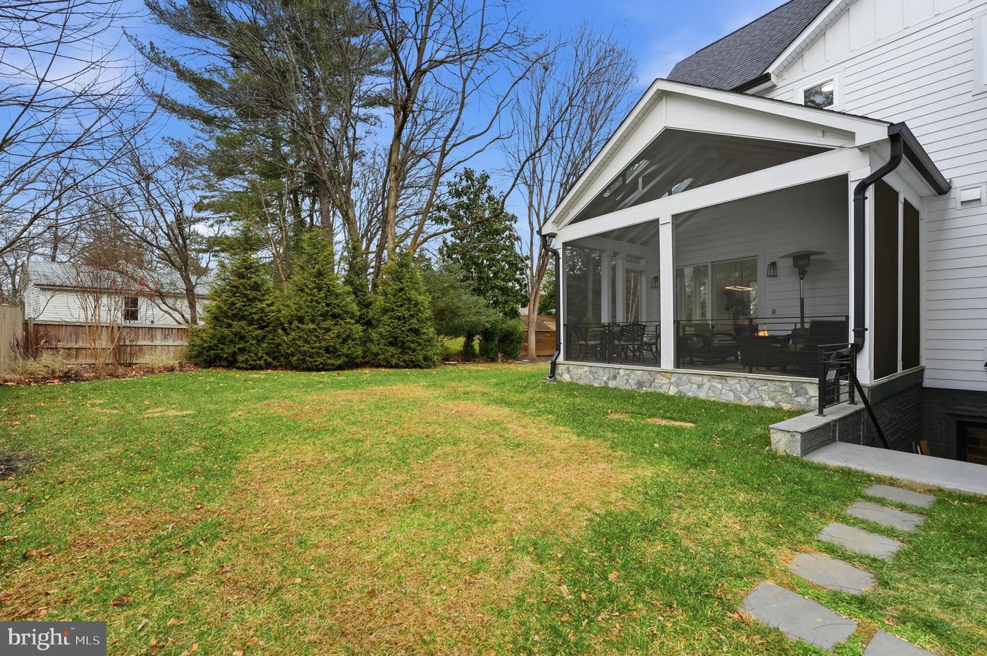 311 ALBRECHT CIR SW, VIENNA, Virginia 22180, 6 Bedrooms Bedrooms, ,5 BathroomsBathrooms,Residential,For sale,311 ALBRECHT CIR SW,VAFX2284252 MLS # VAFX2284252