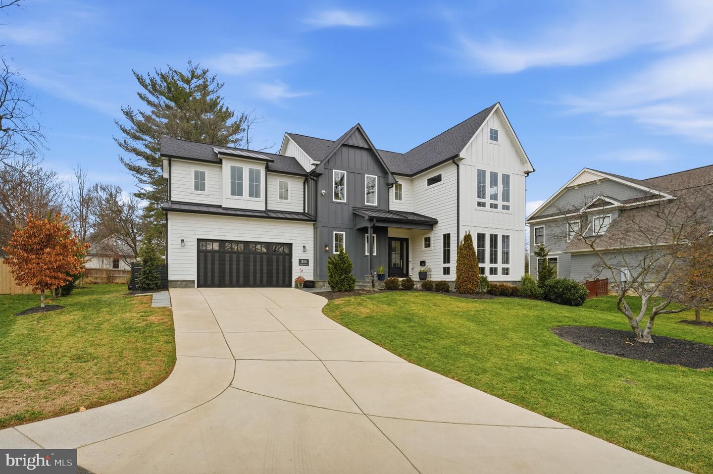 311 ALBRECHT CIR SW, VIENNA, Virginia 22180, 6 Bedrooms Bedrooms, ,5 BathroomsBathrooms,Residential,For sale,311 ALBRECHT CIR SW,VAFX2284252 MLS # VAFX2284252