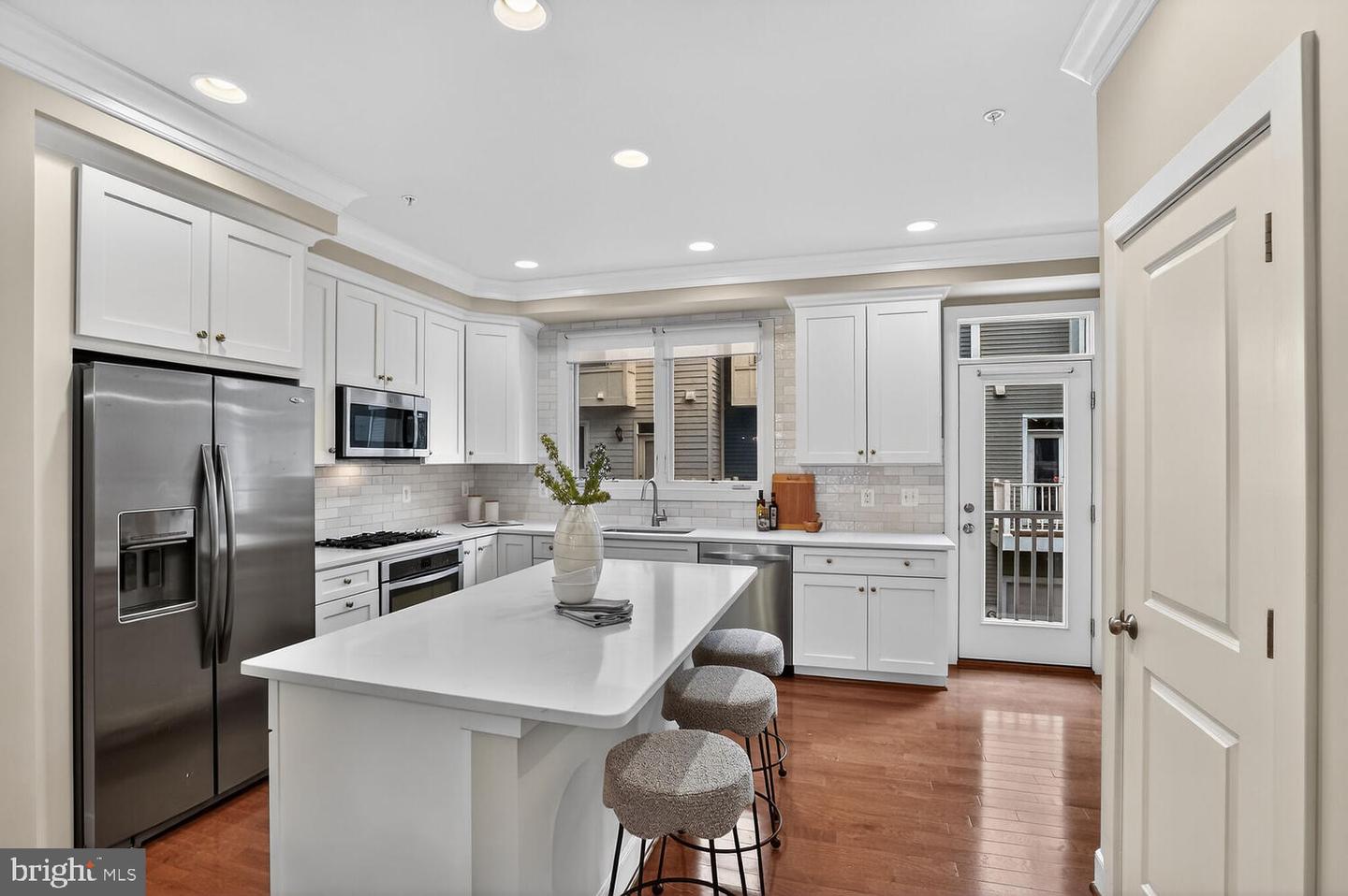 809 PARKER GRAY SCHOOL WAY, ALEXANDRIA, Virginia 22314, 3 Bedrooms Bedrooms, ,3 BathroomsBathrooms,Residential,For sale,809 PARKER GRAY SCHOOL WAY,VAAX2052850 MLS # VAAX2052850