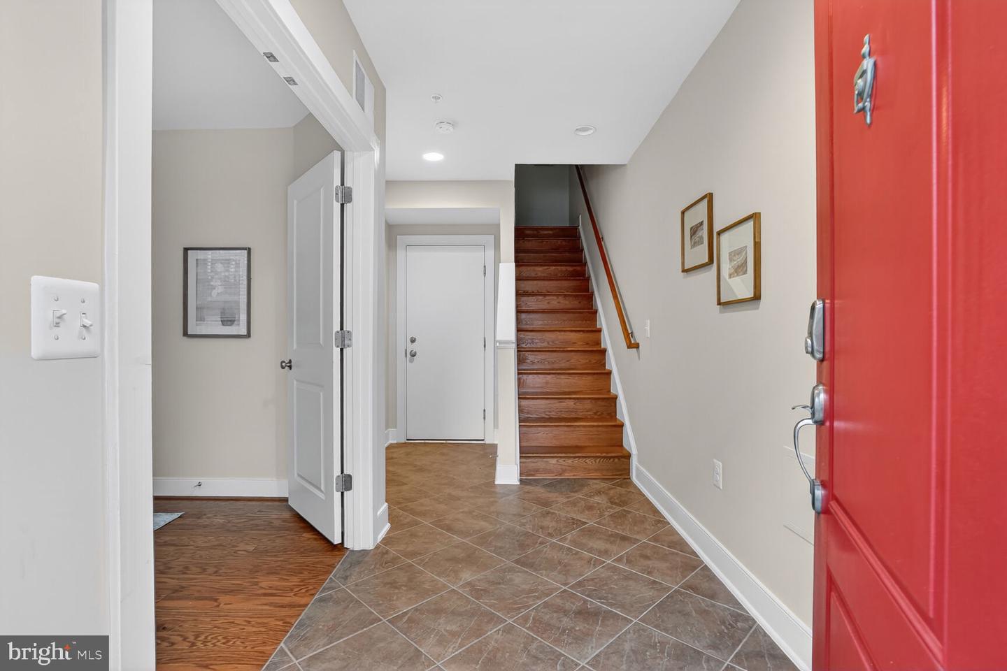 809 PARKER GRAY SCHOOL WAY, ALEXANDRIA, Virginia 22314, 3 Bedrooms Bedrooms, ,3 BathroomsBathrooms,Residential,For sale,809 PARKER GRAY SCHOOL WAY,VAAX2052850 MLS # VAAX2052850