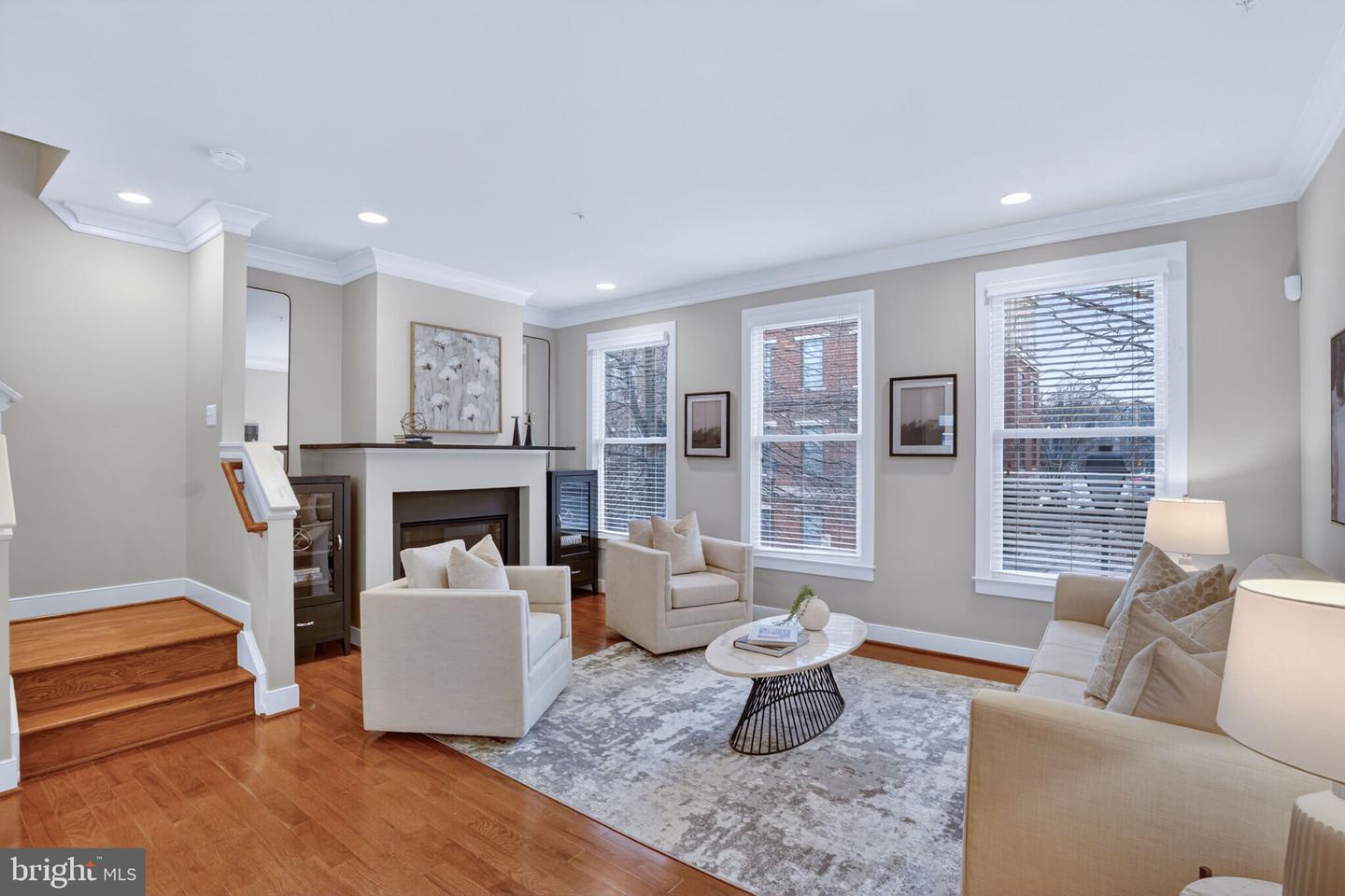 809 PARKER GRAY SCHOOL WAY, ALEXANDRIA, Virginia 22314, 3 Bedrooms Bedrooms, ,3 BathroomsBathrooms,Residential,For sale,809 PARKER GRAY SCHOOL WAY,VAAX2052850 MLS # VAAX2052850