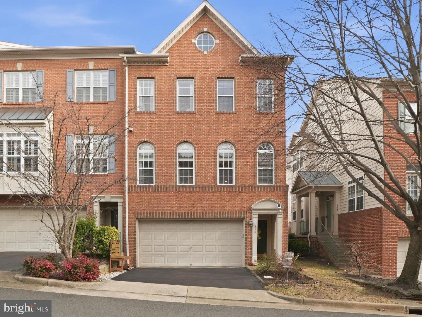 436 CLAYTON LN, ALEXANDRIA, Virginia 22304, 2 Bedrooms Bedrooms, ,2 BathroomsBathrooms,Residential,For sale,436 CLAYTON LN,VAAX2052904 MLS # VAAX2052904