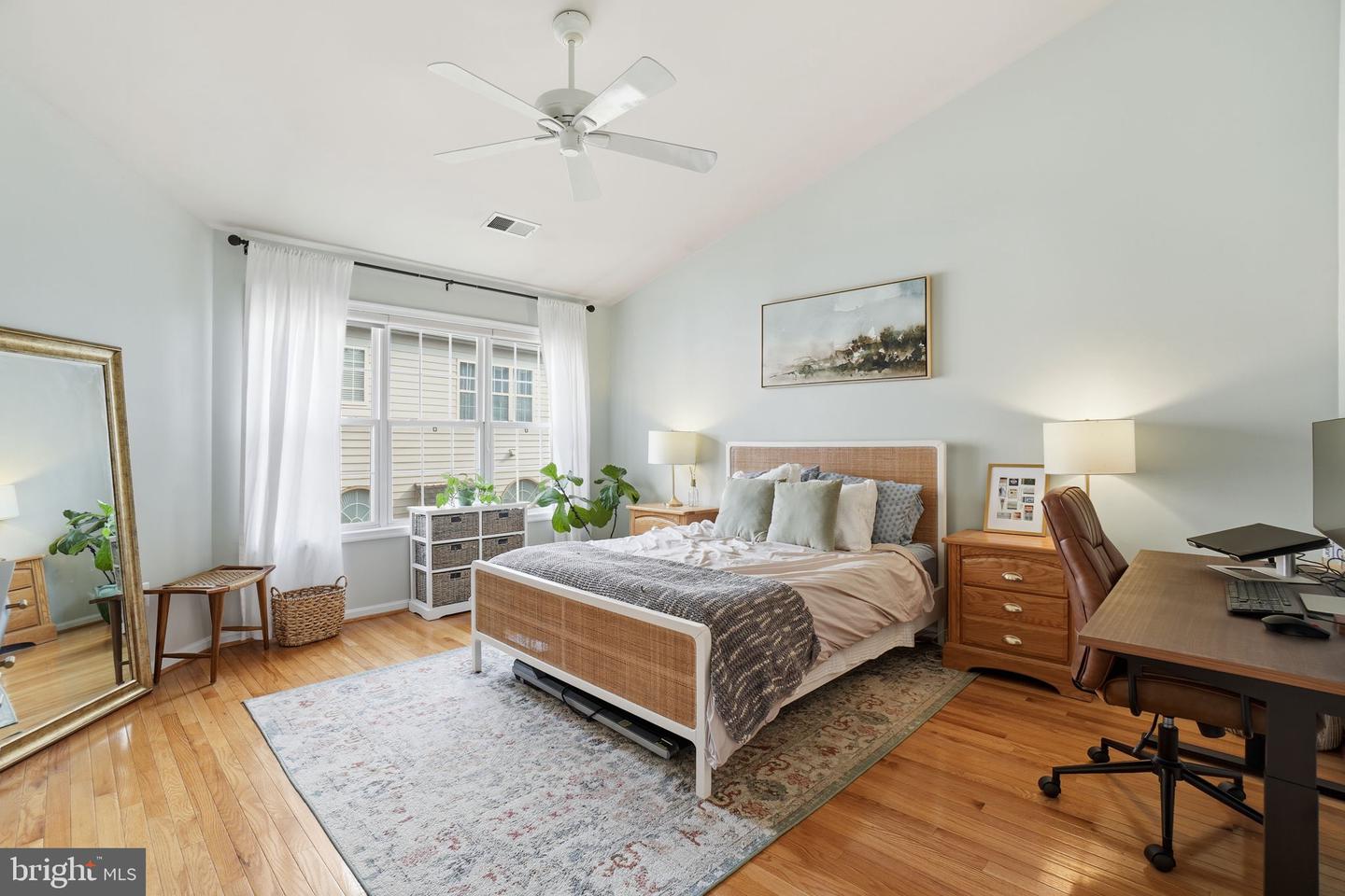 436 CLAYTON LN, ALEXANDRIA, Virginia 22304, 2 Bedrooms Bedrooms, ,2 BathroomsBathrooms,Residential,For sale,436 CLAYTON LN,VAAX2052904 MLS # VAAX2052904