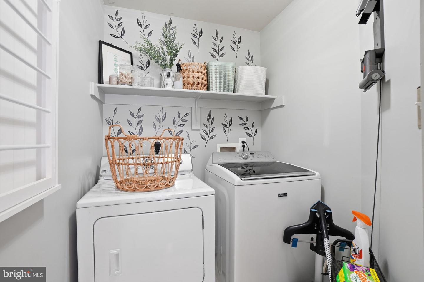 436 CLAYTON LN, ALEXANDRIA, Virginia 22304, 2 Bedrooms Bedrooms, ,2 BathroomsBathrooms,Residential,For sale,436 CLAYTON LN,VAAX2052904 MLS # VAAX2052904