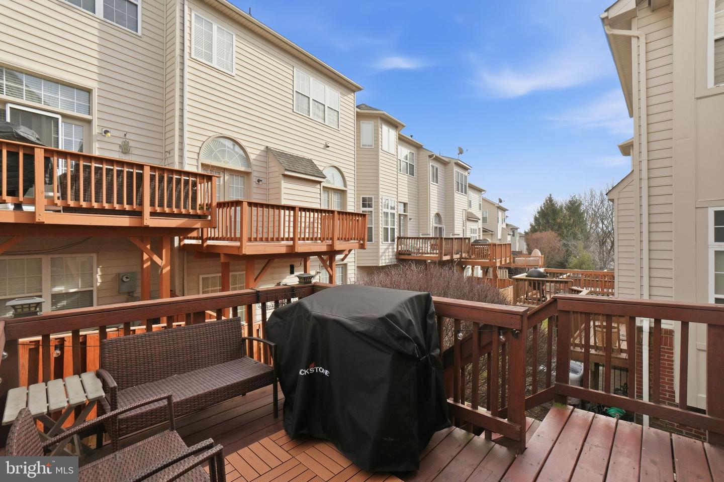 436 CLAYTON LN, ALEXANDRIA, Virginia 22304, 2 Bedrooms Bedrooms, ,2 BathroomsBathrooms,Residential,For sale,436 CLAYTON LN,VAAX2052904 MLS # VAAX2052904