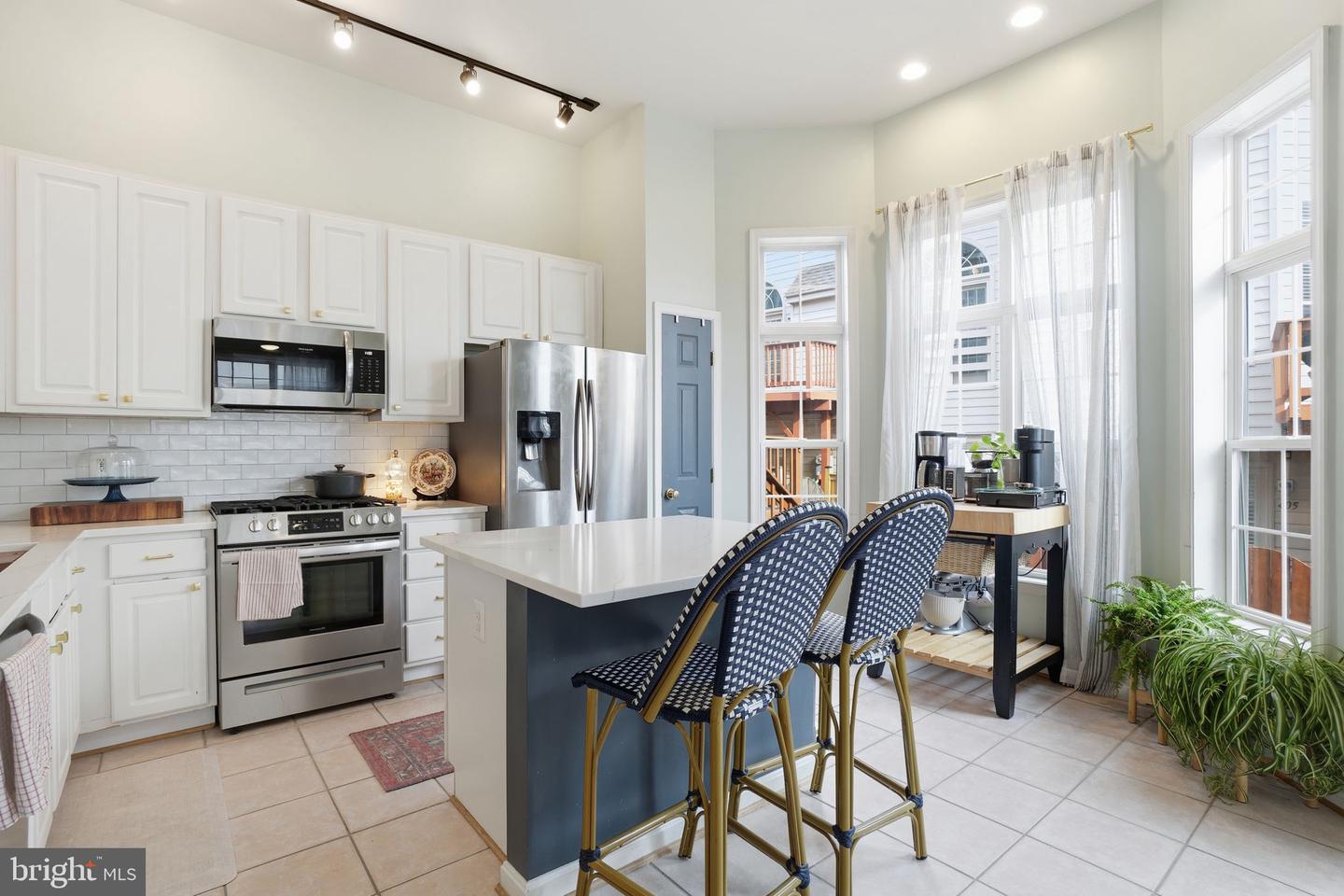 436 CLAYTON LN, ALEXANDRIA, Virginia 22304, 2 Bedrooms Bedrooms, ,2 BathroomsBathrooms,Residential,For sale,436 CLAYTON LN,VAAX2052904 MLS # VAAX2052904