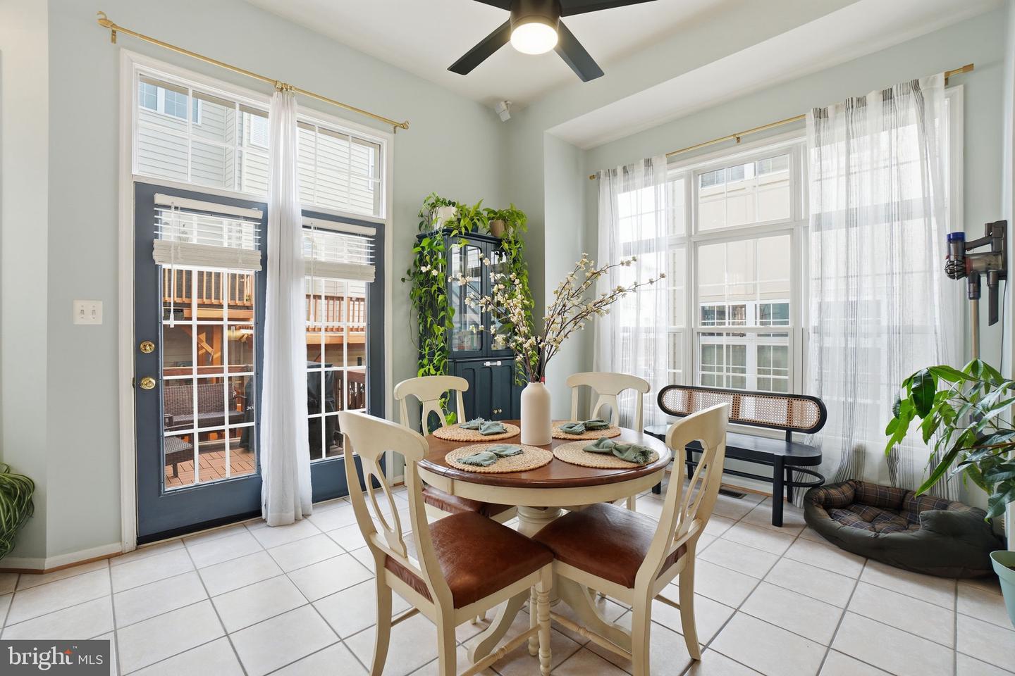 436 CLAYTON LN, ALEXANDRIA, Virginia 22304, 2 Bedrooms Bedrooms, ,2 BathroomsBathrooms,Residential,For sale,436 CLAYTON LN,VAAX2052904 MLS # VAAX2052904