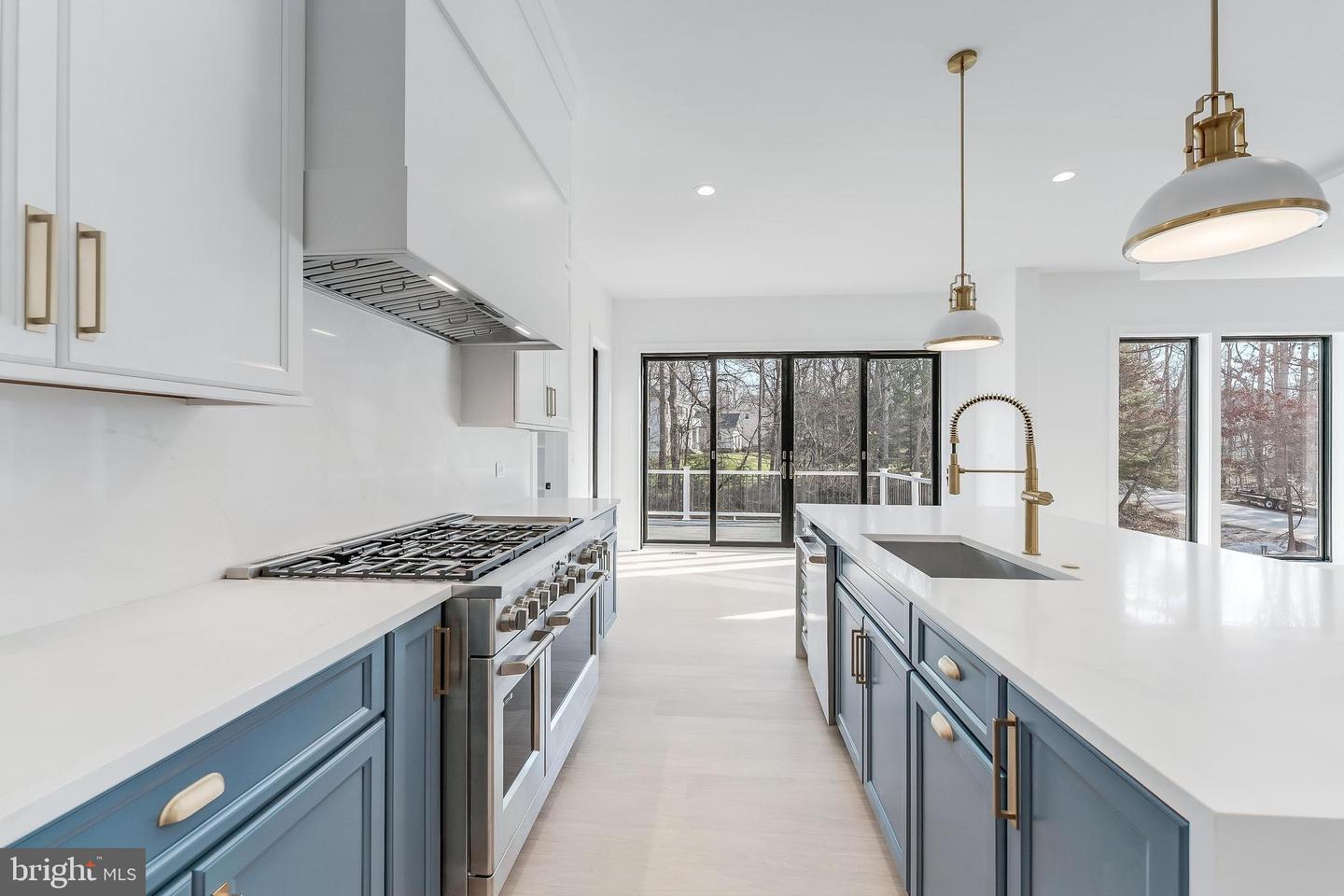 731 ELLSWORTH AVE, GREAT FALLS, Virginia 22066, 4 Bedrooms Bedrooms, ,6 BathroomsBathrooms,Residential,For sale,731 ELLSWORTH AVE,VAFX2284400 MLS # VAFX2284400