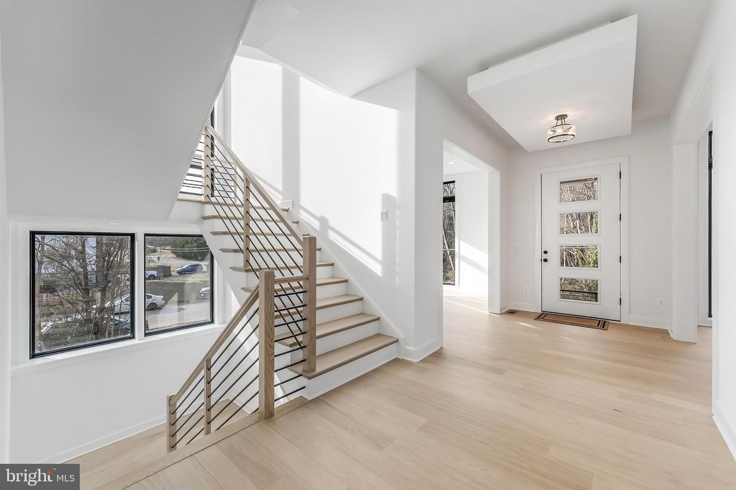 731 ELLSWORTH AVE, GREAT FALLS, Virginia 22066, 4 Bedrooms Bedrooms, ,6 BathroomsBathrooms,Residential,For sale,731 ELLSWORTH AVE,VAFX2284400 MLS # VAFX2284400