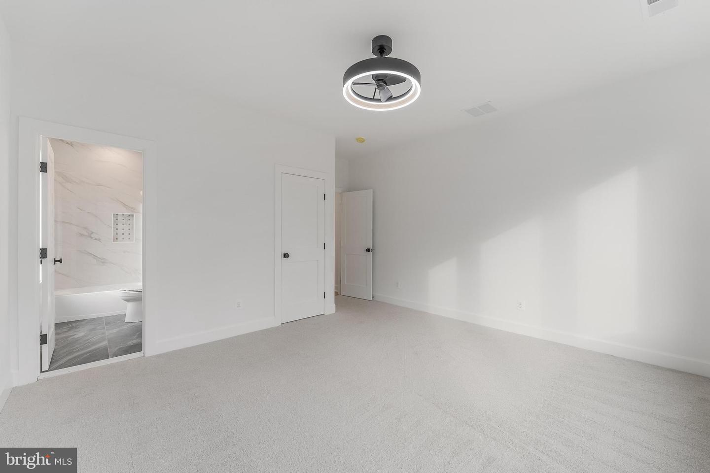 731 ELLSWORTH AVE, GREAT FALLS, Virginia 22066, 4 Bedrooms Bedrooms, ,6 BathroomsBathrooms,Residential,For sale,731 ELLSWORTH AVE,VAFX2284400 MLS # VAFX2284400