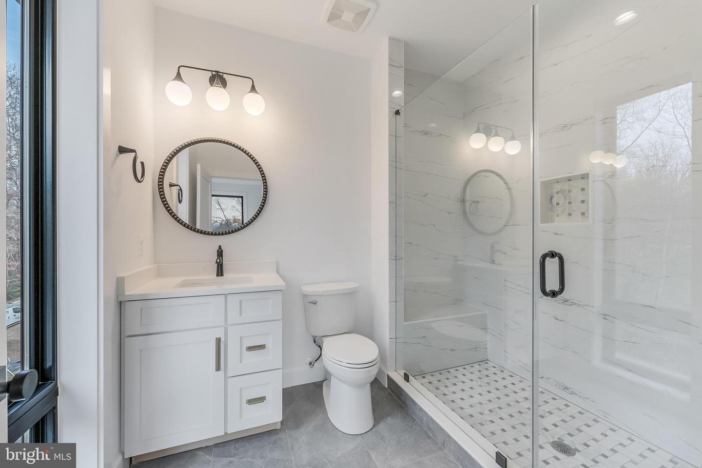 731 ELLSWORTH AVE, GREAT FALLS, Virginia 22066, 4 Bedrooms Bedrooms, ,6 BathroomsBathrooms,Residential,For sale,731 ELLSWORTH AVE,VAFX2284400 MLS # VAFX2284400