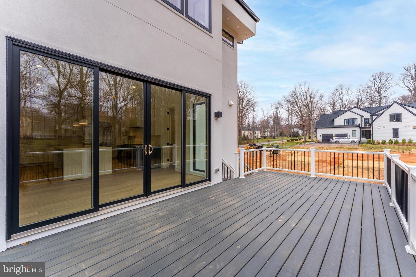 731 ELLSWORTH AVE, GREAT FALLS, Virginia 22066, 4 Bedrooms Bedrooms, ,6 BathroomsBathrooms,Residential,For sale,731 ELLSWORTH AVE,VAFX2284400 MLS # VAFX2284400