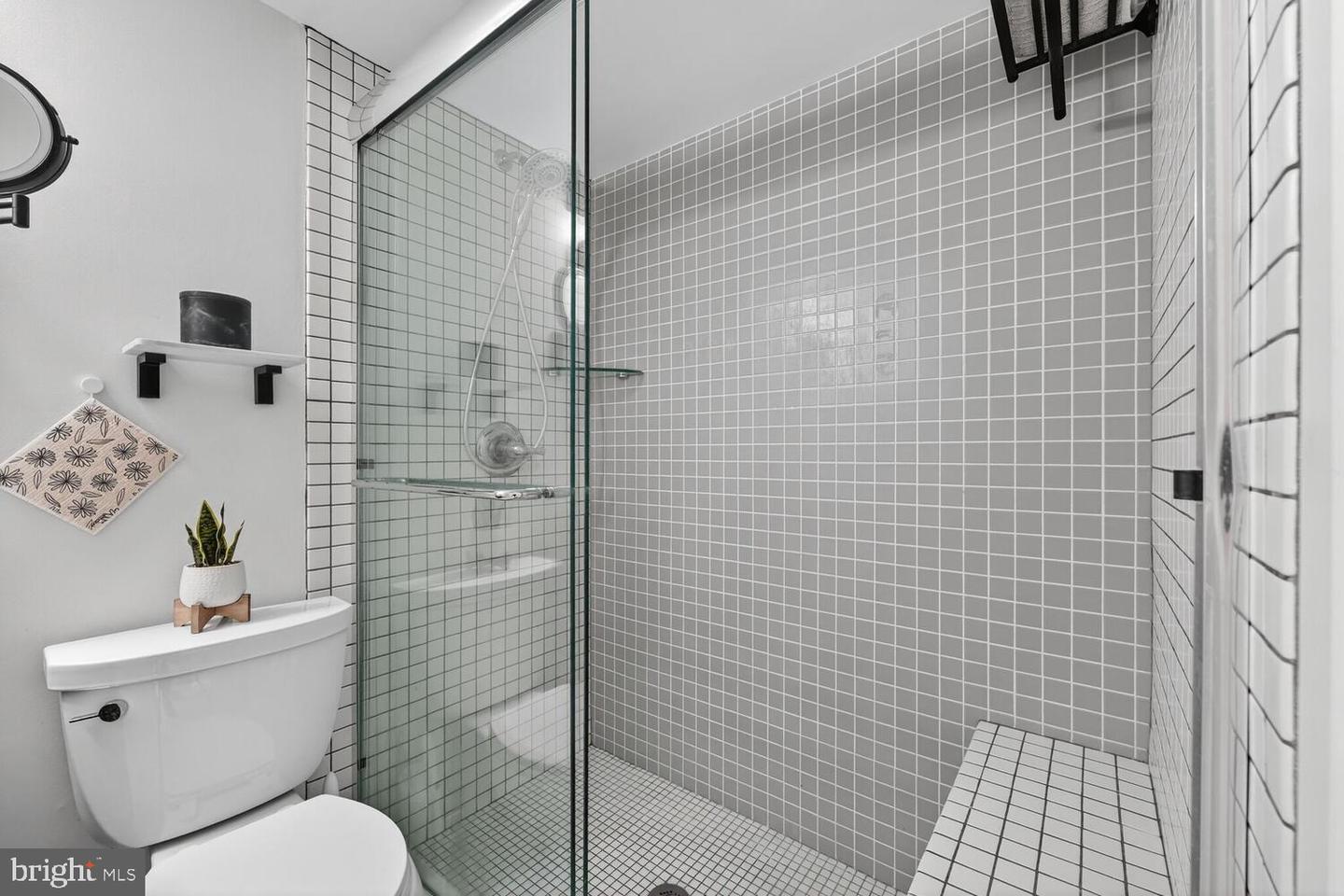 1701 16TH ST NW #710, WASHINGTON, District Of Columbia 20009, ,1 BathroomBathrooms,Residential,For sale,1701 16TH ST NW #710,DCDC2240028 MLS # DCDC2240028