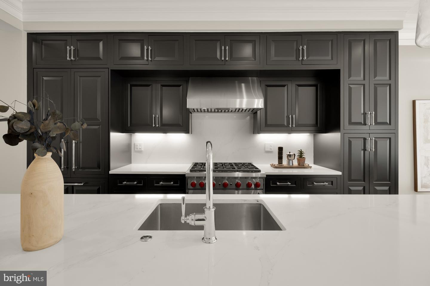 1719 CORCORAN ST NW #1, WASHINGTON, District Of Columbia 20009, 2 Bedrooms Bedrooms, ,2 BathroomsBathrooms,Residential,For sale,1719 CORCORAN ST NW #1,DCDC2240030 MLS # DCDC2240030