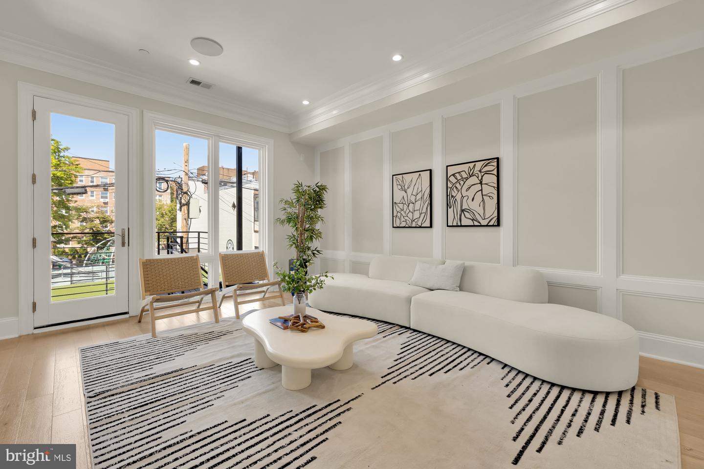 1719 CORCORAN ST NW #1, WASHINGTON, District Of Columbia 20009, 2 Bedrooms Bedrooms, ,2 BathroomsBathrooms,Residential,For sale,1719 CORCORAN ST NW #1,DCDC2240030 MLS # DCDC2240030