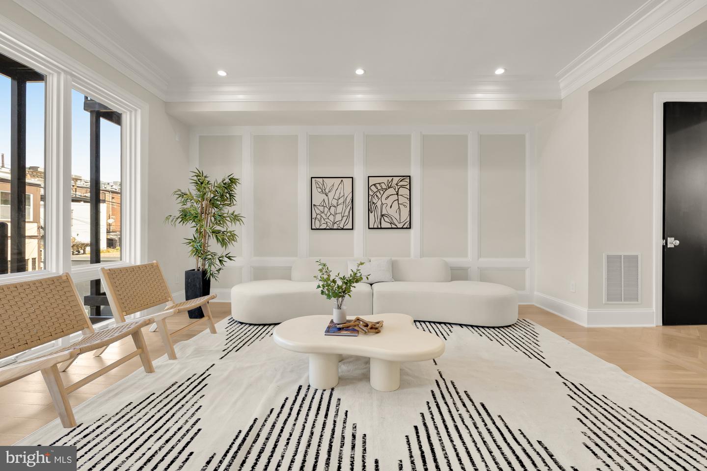 1719 CORCORAN ST NW #1, WASHINGTON, District Of Columbia 20009, 2 Bedrooms Bedrooms, ,2 BathroomsBathrooms,Residential,For sale,1719 CORCORAN ST NW #1,DCDC2240030 MLS # DCDC2240030