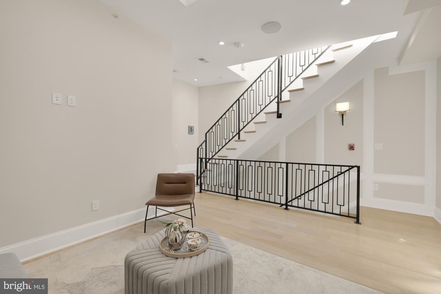 1719 CORCORAN ST NW #1, WASHINGTON, District Of Columbia 20009, 2 Bedrooms Bedrooms, ,2 BathroomsBathrooms,Residential,For sale,1719 CORCORAN ST NW #1,DCDC2240030 MLS # DCDC2240030