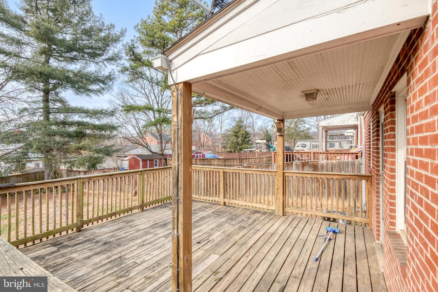 517 W KING ST, STRASBURG, Virginia 22657, 3 Bedrooms Bedrooms, ,2 BathroomsBathrooms,Residential,For sale,517 W KING ST,VASH2013284 MLS # VASH2013284