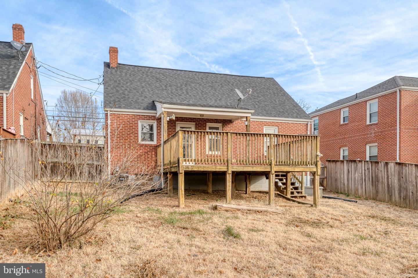 517 W KING ST, STRASBURG, Virginia 22657, 3 Bedrooms Bedrooms, ,2 BathroomsBathrooms,Residential,For sale,517 W KING ST,VASH2013284 MLS # VASH2013284