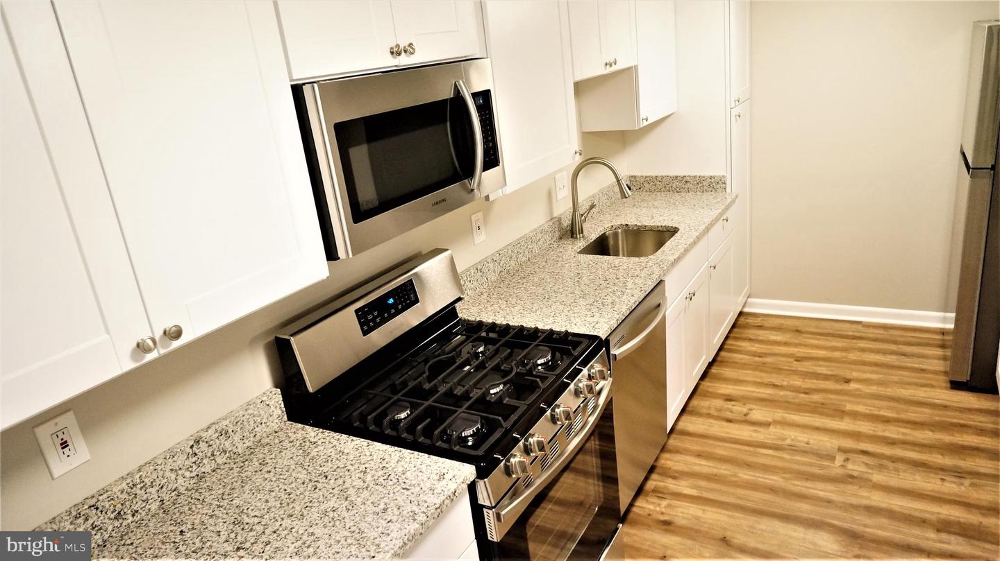 11818 BRETON CT #1A, RESTON, Virginia 20191, 1 Bedroom Bedrooms, ,1 BathroomBathrooms,Residential,For sale,11818 BRETON CT #1A,VAFX2284430 MLS # VAFX2284430