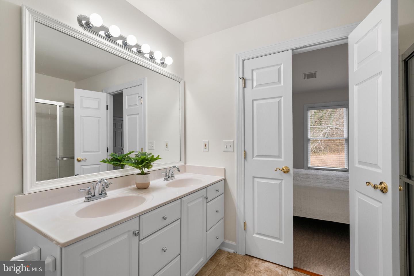 3720 HUNTLEY MEADOWS LN, ALEXANDRIA, Virginia 22306, 2 Bedrooms Bedrooms, 10 Rooms Rooms,2 BathroomsBathrooms,Residential,For sale,3720 HUNTLEY MEADOWS LN,VAFX2284488 MLS # VAFX2284488