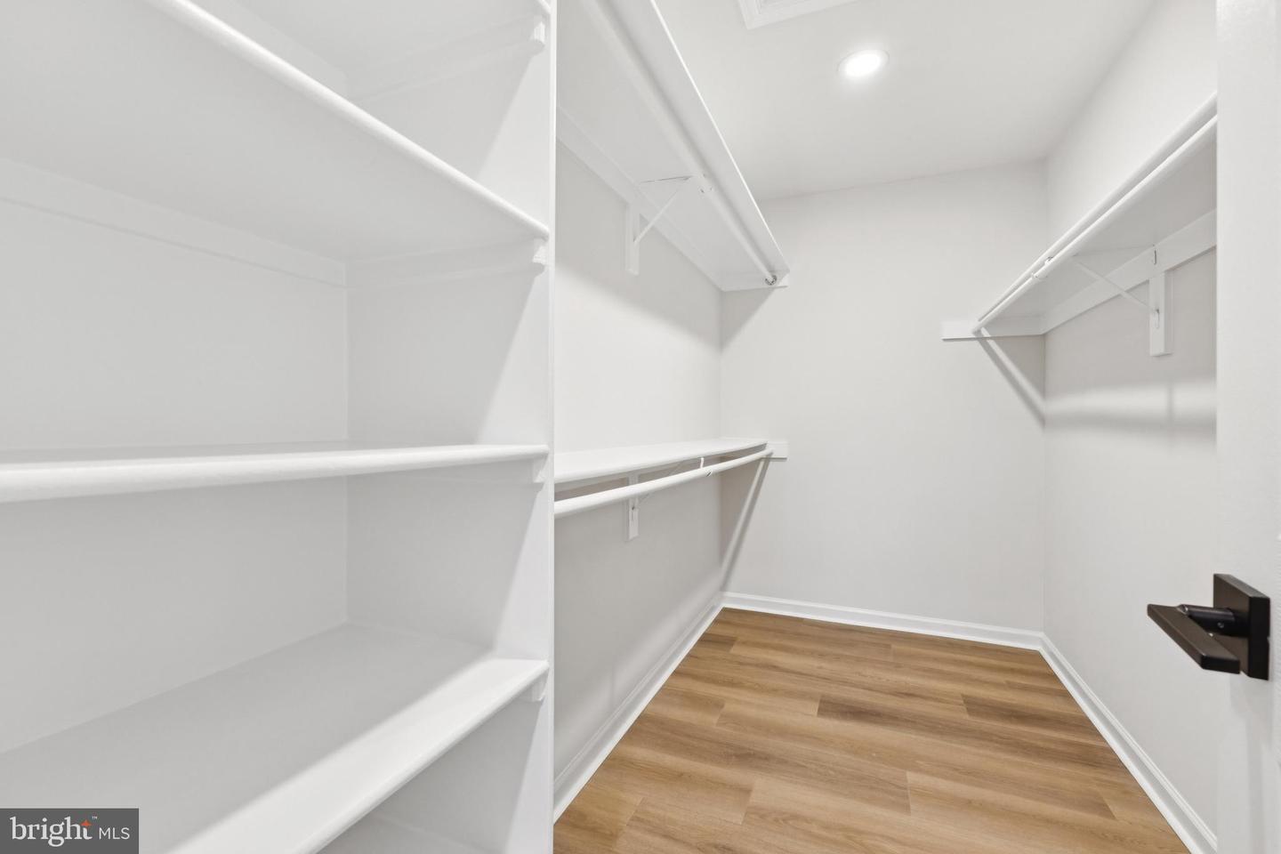 404 TRACY CT NE, LEESBURG, Virginia 20176, 3 Bedrooms Bedrooms, ,3 BathroomsBathrooms,Residential,For sale,404 TRACY CT NE,VALO2113484 MLS # VALO2113484