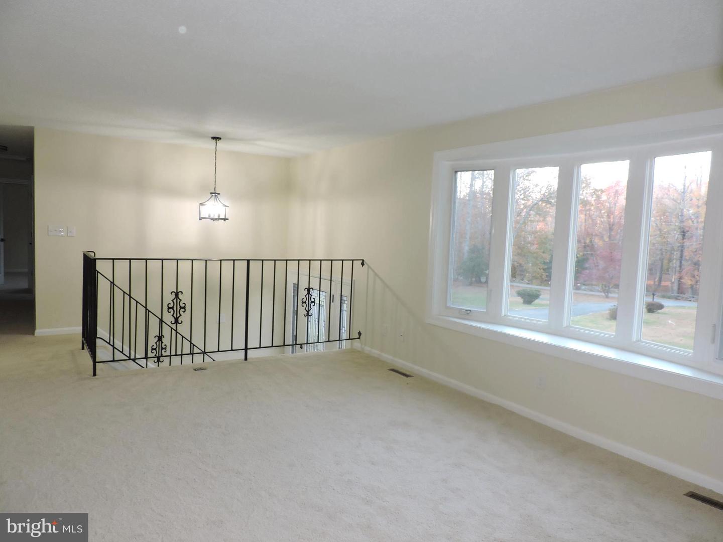 52 FOREST HILL LN, STAFFORD, Virginia 22556, 5 Bedrooms Bedrooms, ,3 BathroomsBathrooms,Residential,For sale,52 FOREST HILL LN,VAST2045064 MLS # VAST2045064