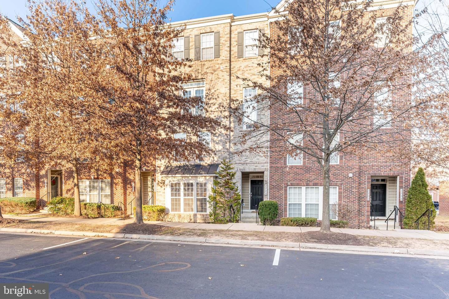 2226 MERSEYSIDE DR, WOODBRIDGE, Virginia 22191, 2 Bedrooms Bedrooms, ,2 BathroomsBathrooms,Residential,For sale,2226 MERSEYSIDE DR,VAPW2110076 MLS # VAPW2110076