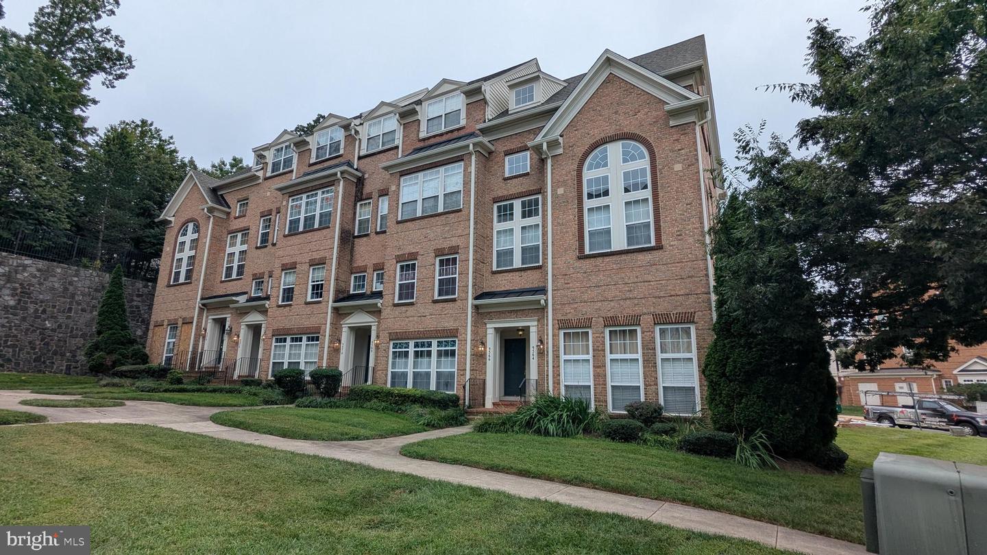 9566 WALKER WAY, MANASSAS PARK, Virginia 20111, 3 Bedrooms Bedrooms, ,2 BathroomsBathrooms,Residential,For sale,9566 WALKER WAY,VAMP2003584 MLS # VAMP2003584