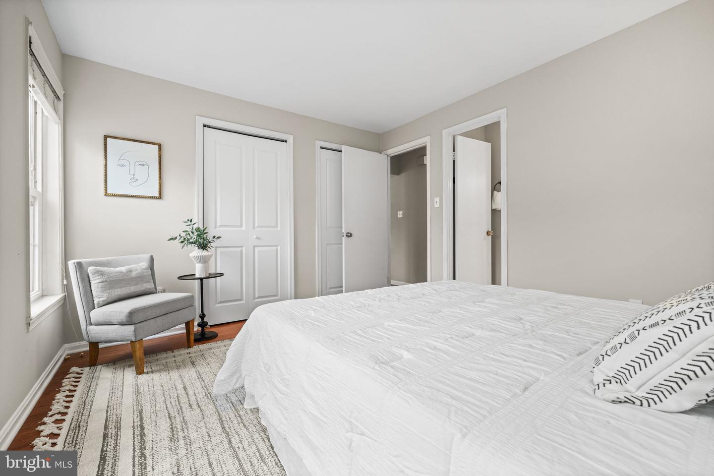 4931 7TH RD S #4931, ARLINGTON, Virginia 22204, 2 Bedrooms Bedrooms, ,2 BathroomsBathrooms,Residential,For sale,4931 7TH RD S #4931,VAAR2067442 MLS # VAAR2067442