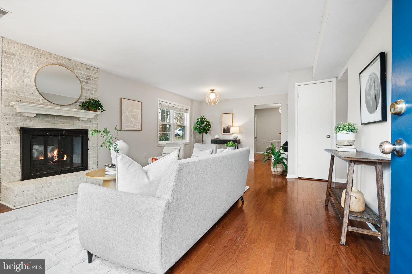 4931 7TH RD S #4931, ARLINGTON, Virginia 22204, 2 Bedrooms Bedrooms, ,2 BathroomsBathrooms,Residential,For sale,4931 7TH RD S #4931,VAAR2067442 MLS # VAAR2067442