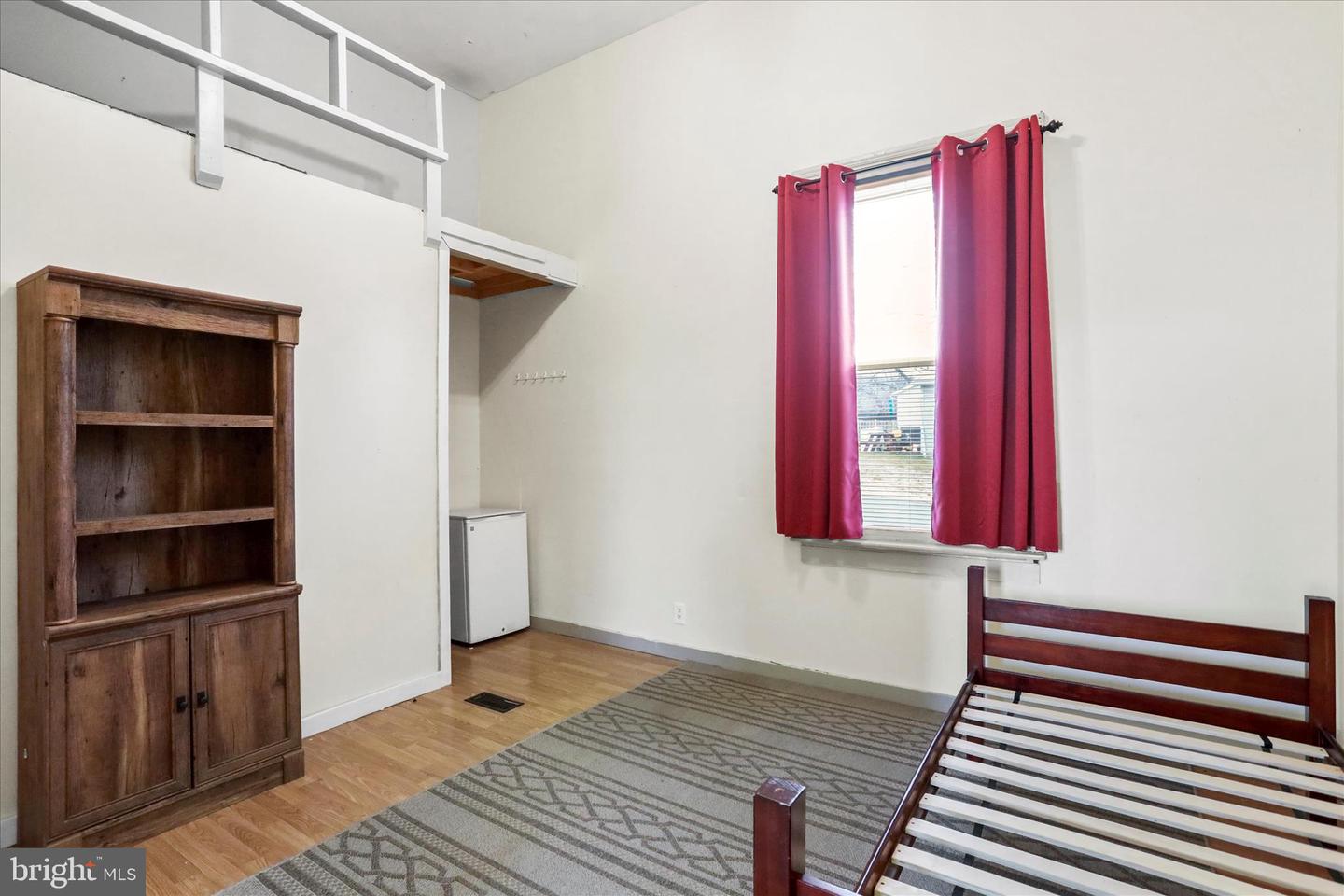 6043 BROAD ST, MOUNT JACKSON, Virginia 22842, 3 Bedrooms Bedrooms, ,2 BathroomsBathrooms,Residential,For sale,6043 BROAD ST,VASH2013304 MLS # VASH2013304