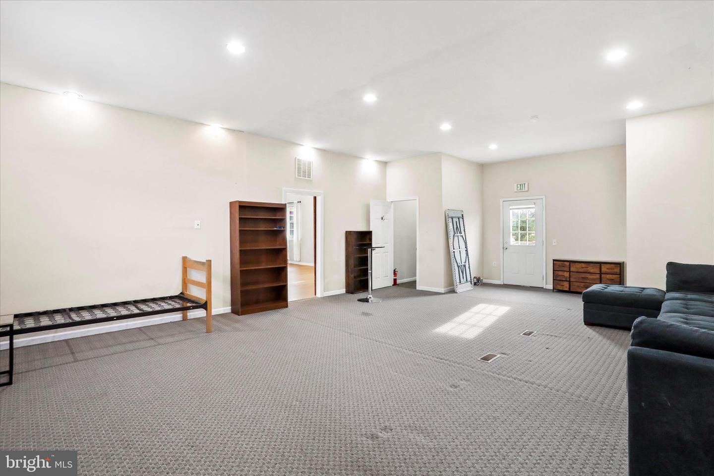 6043 BROAD ST, MOUNT JACKSON, Virginia 22842, 3 Bedrooms Bedrooms, ,2 BathroomsBathrooms,Residential,For sale,6043 BROAD ST,VASH2013304 MLS # VASH2013304