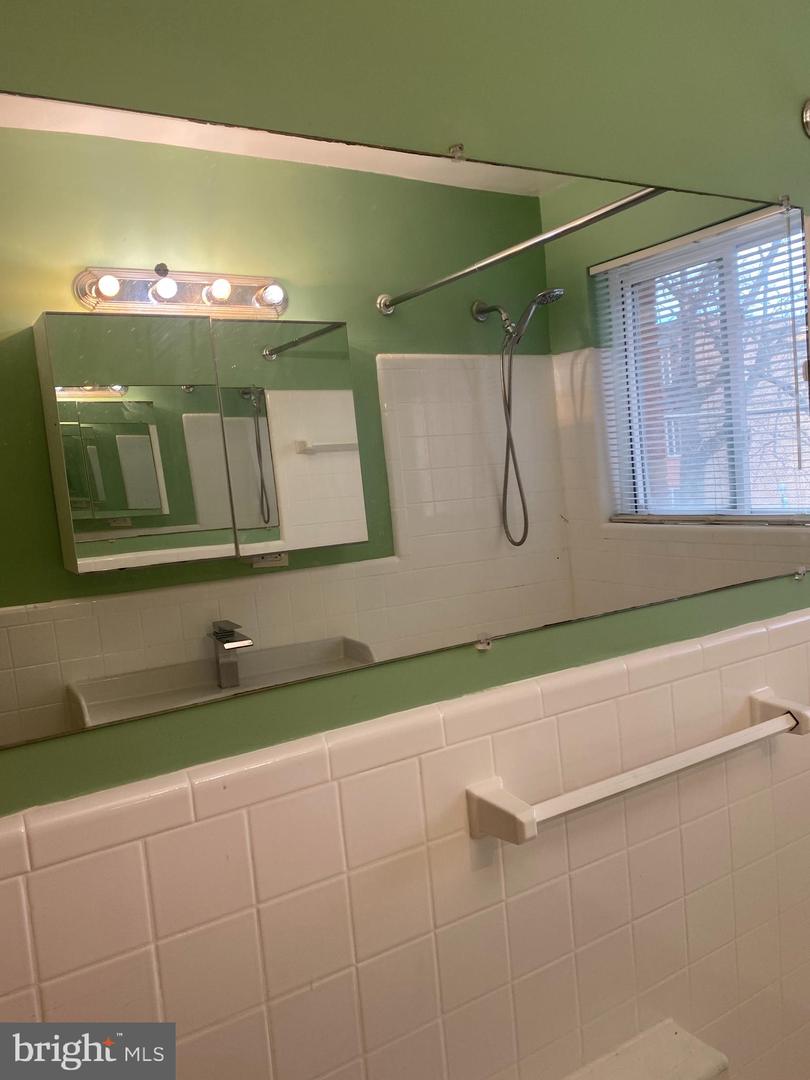 5101 8TH RD S #102, ARLINGTON, Virginia 22204, 1 Bedroom Bedrooms, ,1 BathroomBathrooms,Residential,For sale,5101 8TH RD S #102,VAAR2067446 MLS # VAAR2067446