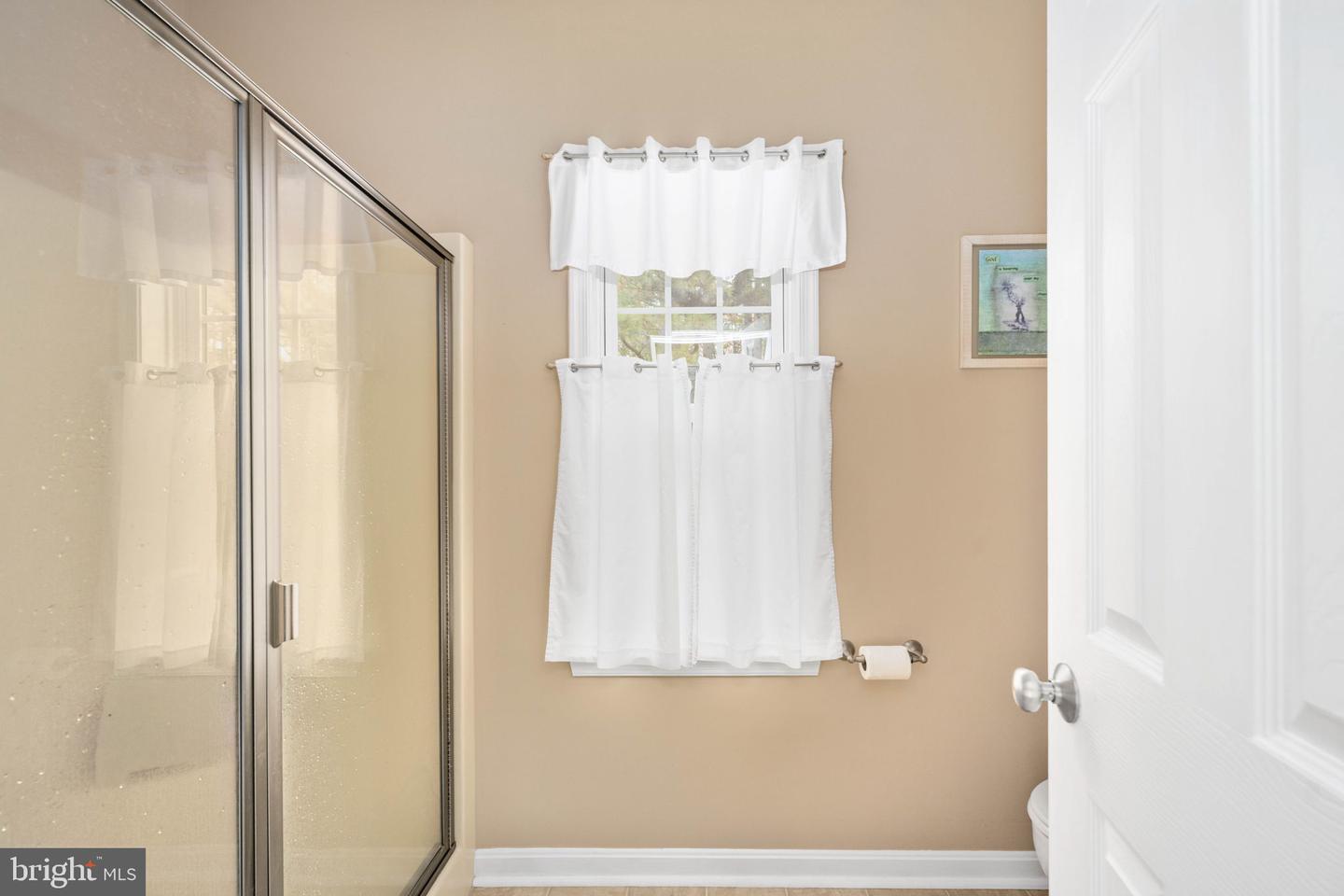 16526 BALD EAGLE DR, KING GEORGE, Virginia 22485, 4 Bedrooms Bedrooms, ,2 BathroomsBathrooms,Residential,For sale,16526 BALD EAGLE DR,VAKG2007476 MLS # VAKG2007476