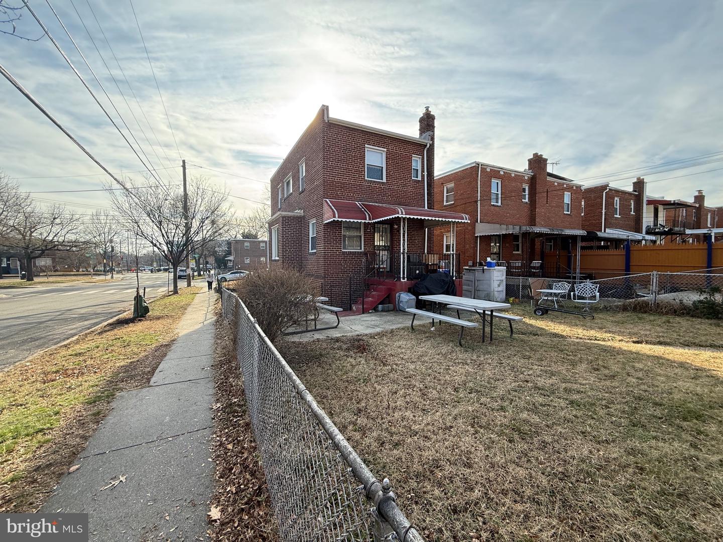 530 OGLETHORPE ST NE, WASHINGTON, District Of Columbia 20011, 4 Bedrooms Bedrooms, ,1 BathroomBathrooms,Residential,For sale,530 OGLETHORPE ST NE,DCDC2240250 MLS # DCDC2240250