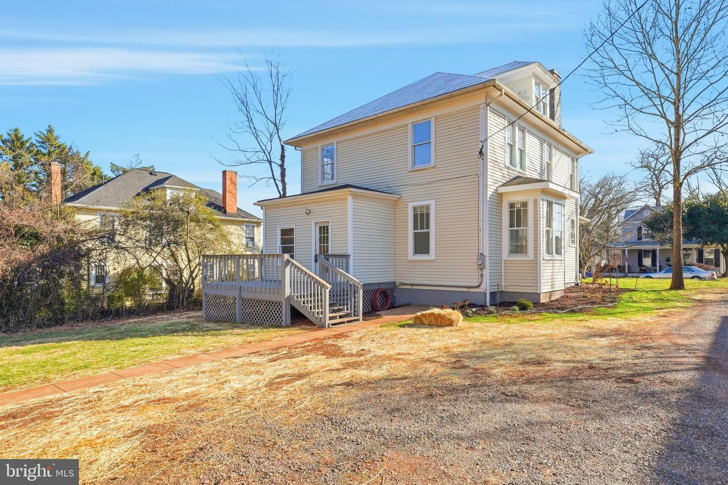 802 E PIEDMONT ST, CULPEPER, Virginia 22701, 4 Bedrooms Bedrooms, ,1 BathroomBathrooms,Residential,For sale,802 E PIEDMONT ST,VACU2012340 MLS # VACU2012340