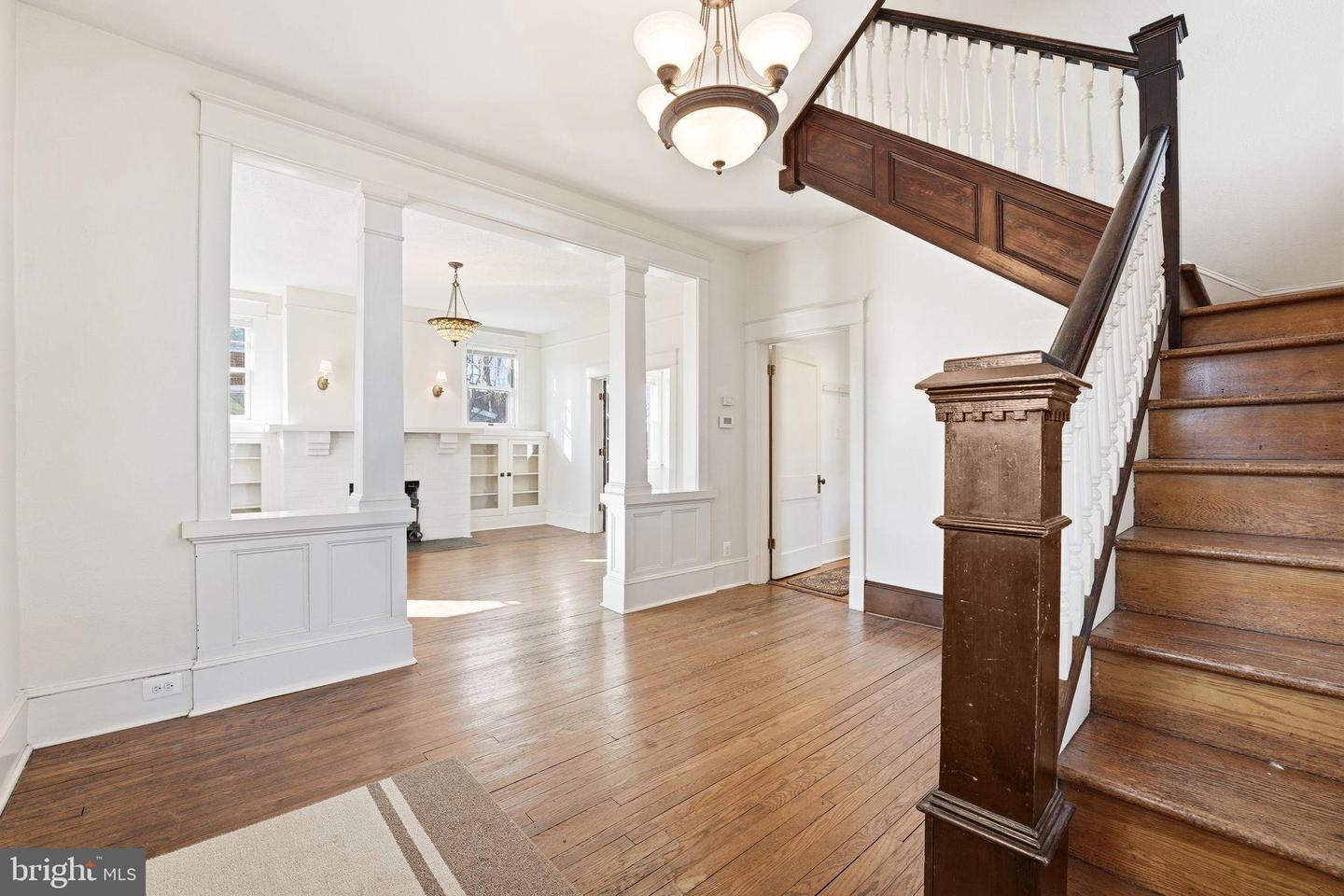 802 E PIEDMONT ST, CULPEPER, Virginia 22701, 4 Bedrooms Bedrooms, ,1 BathroomBathrooms,Residential,For sale,802 E PIEDMONT ST,VACU2012340 MLS # VACU2012340