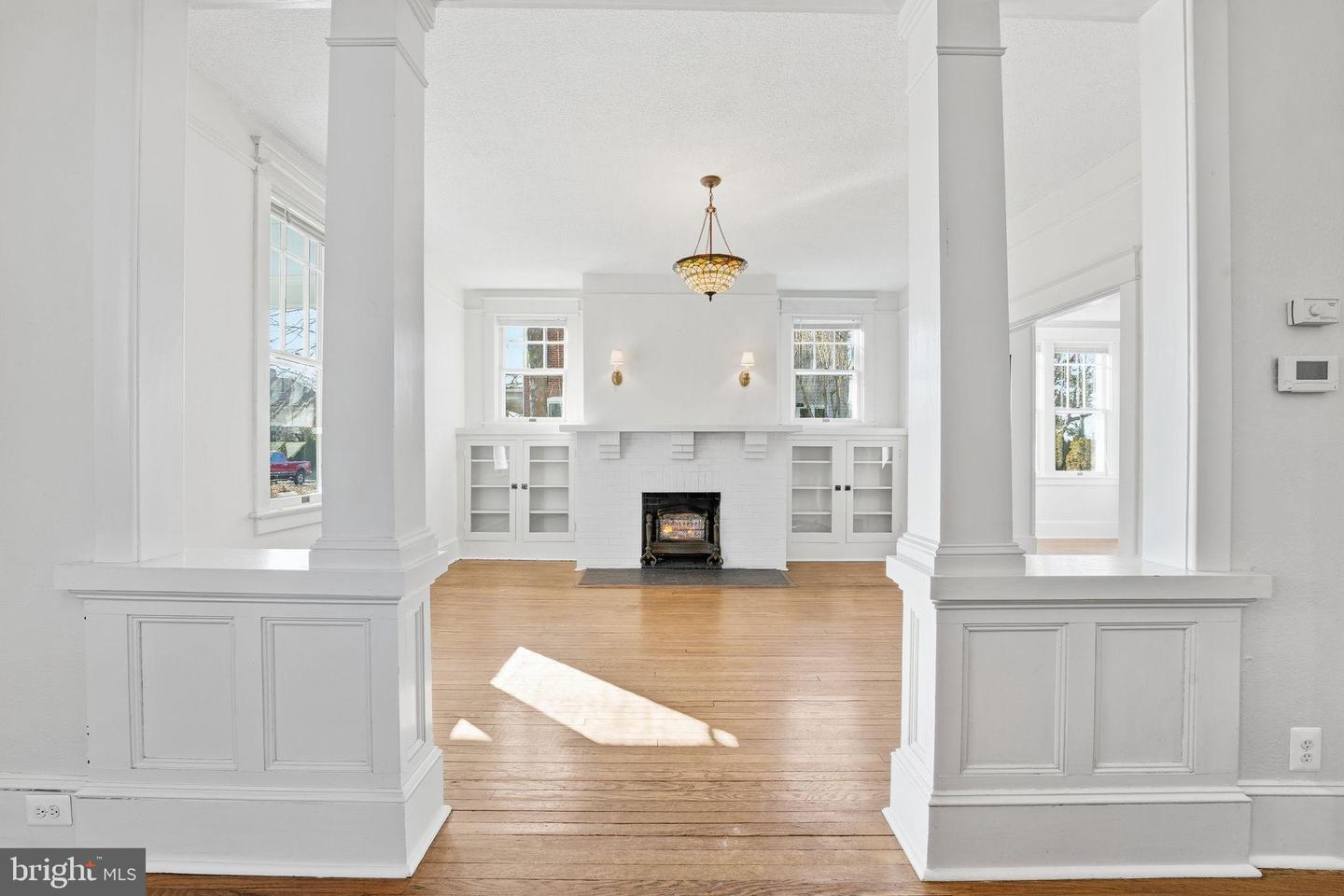 802 E PIEDMONT ST, CULPEPER, Virginia 22701, 4 Bedrooms Bedrooms, ,1 BathroomBathrooms,Residential,For sale,802 E PIEDMONT ST,VACU2012340 MLS # VACU2012340