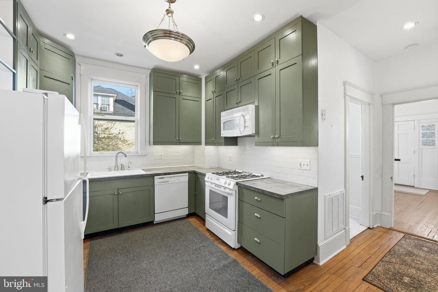 802 E PIEDMONT ST, CULPEPER, Virginia 22701, 4 Bedrooms Bedrooms, ,1 BathroomBathrooms,Residential,For sale,802 E PIEDMONT ST,VACU2012340 MLS # VACU2012340