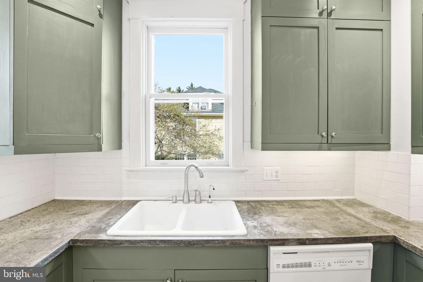 802 E PIEDMONT ST, CULPEPER, Virginia 22701, 4 Bedrooms Bedrooms, ,1 BathroomBathrooms,Residential,For sale,802 E PIEDMONT ST,VACU2012340 MLS # VACU2012340