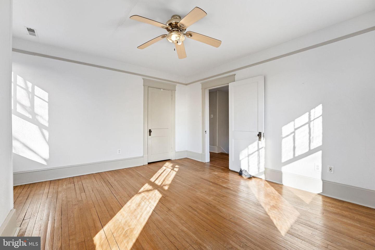 802 E PIEDMONT ST, CULPEPER, Virginia 22701, 4 Bedrooms Bedrooms, ,1 BathroomBathrooms,Residential,For sale,802 E PIEDMONT ST,VACU2012340 MLS # VACU2012340