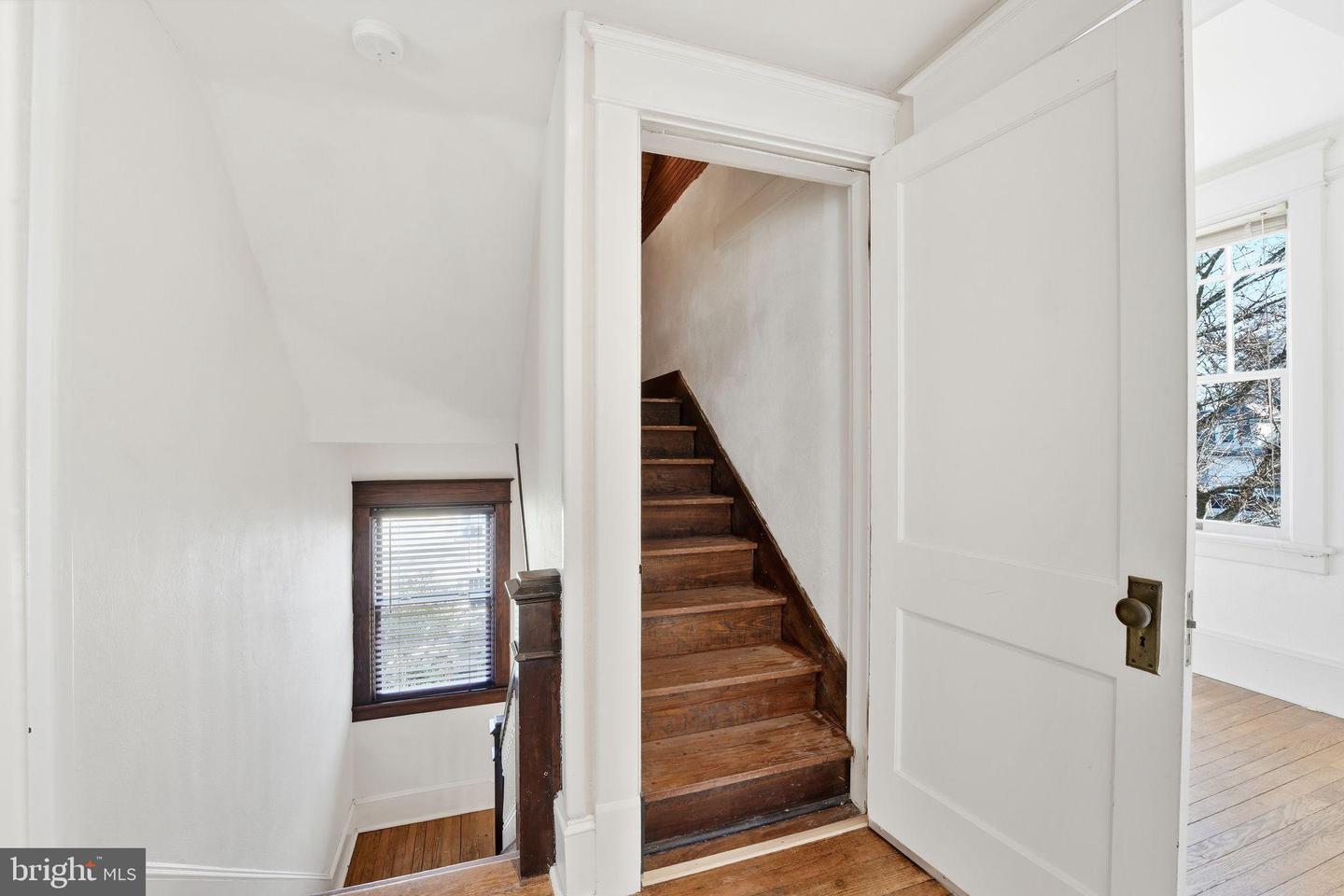 802 E PIEDMONT ST, CULPEPER, Virginia 22701, 4 Bedrooms Bedrooms, ,1 BathroomBathrooms,Residential,For sale,802 E PIEDMONT ST,VACU2012340 MLS # VACU2012340