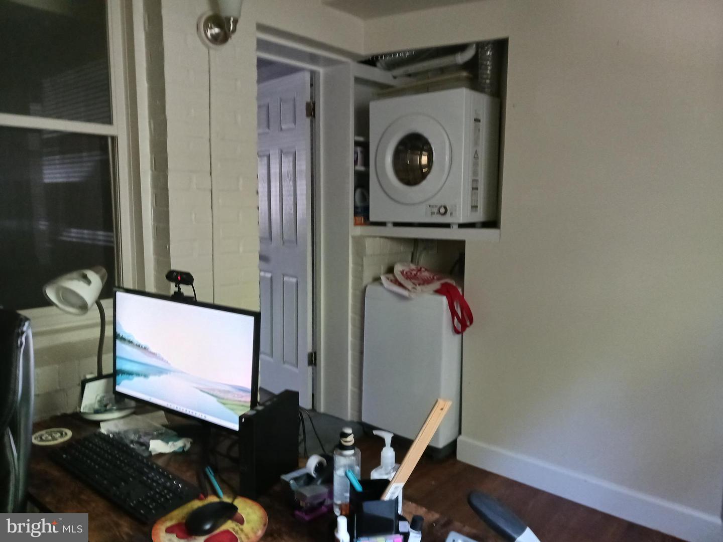 1912 M ST NE, WASHINGTON, District Of Columbia 20002, 4 Bedrooms Bedrooms, ,4 BathroomsBathrooms,Residential,For sale,1912 M ST NE,DCDC2240264 MLS # DCDC2240264