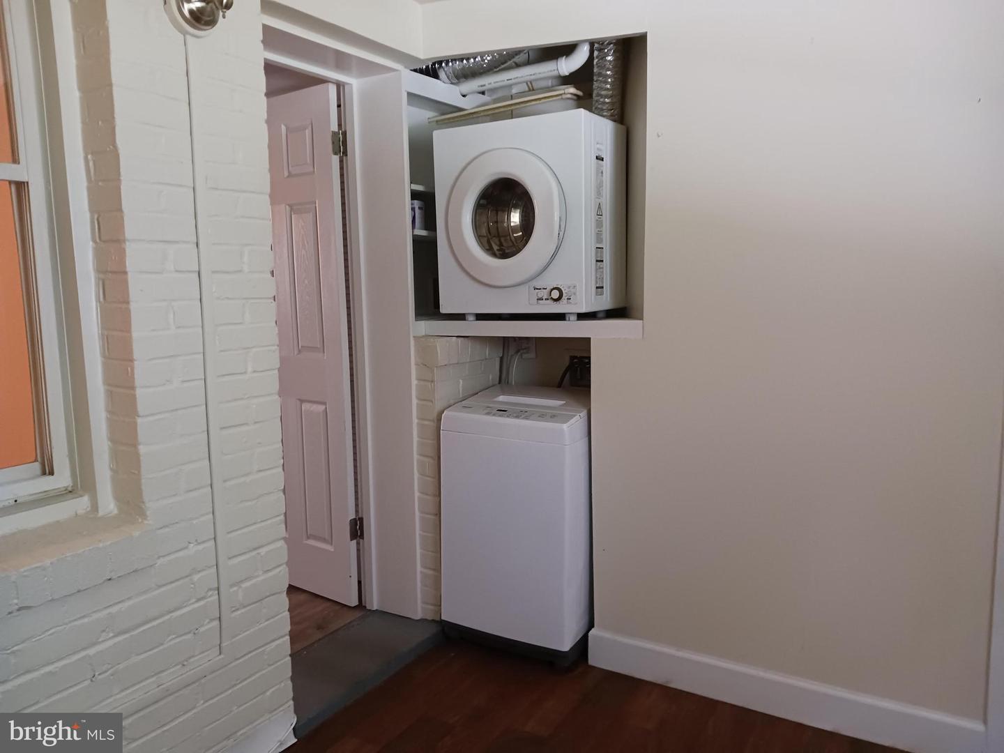 1912 M ST NE, WASHINGTON, District Of Columbia 20002, 4 Bedrooms Bedrooms, ,4 BathroomsBathrooms,Residential,For sale,1912 M ST NE,DCDC2240264 MLS # DCDC2240264