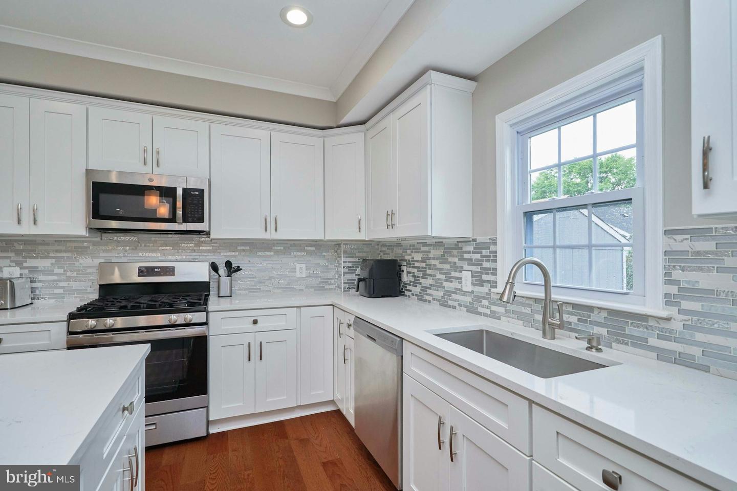 3244 BLUNDELL RD, FALLS CHURCH, Virginia 22042, 4 Bedrooms Bedrooms, ,3 BathroomsBathrooms,Residential,For sale,3244 BLUNDELL RD,VAFX2284668 MLS # VAFX2284668