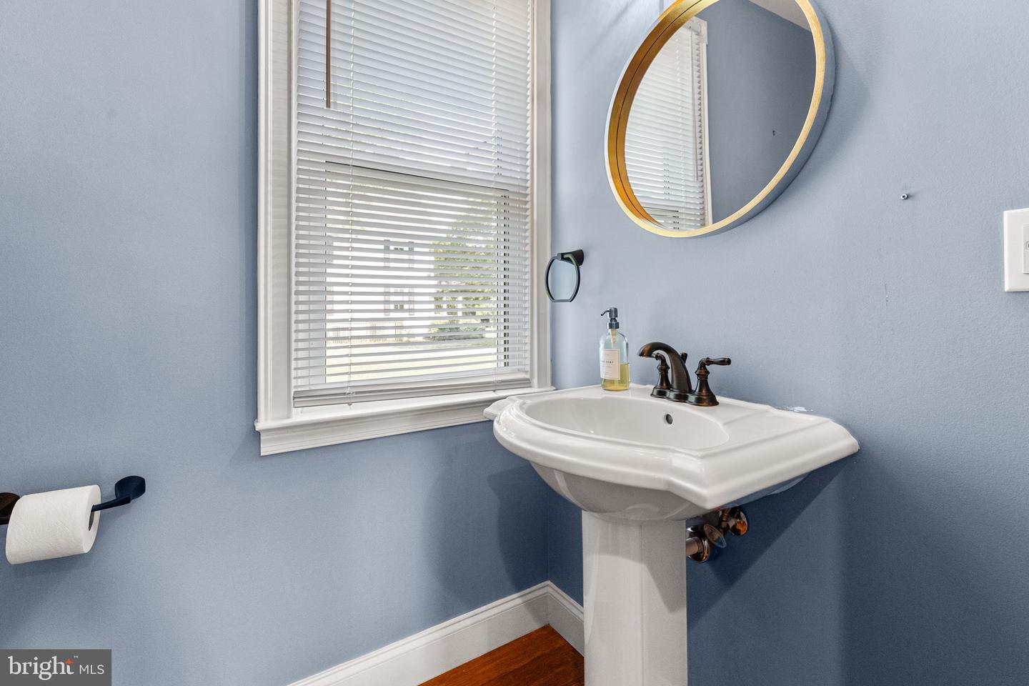 370 KING CARTER DR, IRVINGTON, Virginia 22480, 4 Bedrooms Bedrooms, 7 Rooms Rooms,2 BathroomsBathrooms,Residential,For sale,370 KING CARTER DR,VALV2000934 MLS # VALV2000934