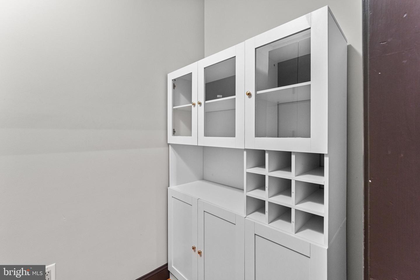 370 KING CARTER DR, IRVINGTON, Virginia 22480, 4 Bedrooms Bedrooms, 7 Rooms Rooms,2 BathroomsBathrooms,Residential,For sale,370 KING CARTER DR,VALV2000934 MLS # VALV2000934